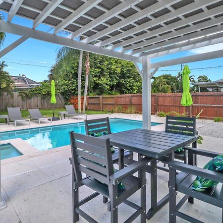 Little Beach House W/ Pool&Spa - 5 Minutes To Vanderbilt Beach North North Naples Extérieur photo
